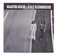 Lote 187 - MARTIN KOLBE+RALF ILLENBERGER - "COLURING THE LEAVES" - Disco de vinil, LP de 33 rpm, de 1979, editora Mood Records, capa com poucos sinais de armazenamento e disco sem sinais de uso. Inclui encarte de origem. Editado na Alemanha