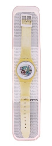 Lote 60 - SWATCH, RELÓGIO DE PULSO - Modelo White Lacquered SUOW100. Movimento de quartzo. Caixa em plástico com 41 mm e bracelete em silicone. Mostrador tipo "Skeleton sem marcadores. Nota: sinais de uso, com caixa (sem tampa) e documentos. Foi testado e