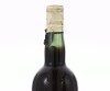 Lote 4 - MADEIRA H.M. BORGES 1915 - Garrafa de Vinho da Madeira, Sercial Solera 1915, H.M. Borges, Funchal, Madeira, (750ml). Nota: garrafa idêntica à venda por € 490. Consultar valor indicativo em https://www.garrafeiranacional.com/1915-madeira-h-m-borge - 4