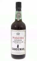 Lote 148 - MADEIRA LONDON PARTICULAR - Garrafa de Vinho da Madeira, London Particular, Medium Rich, Sandeman, Funchal, (750ml)