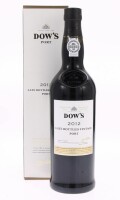 Lote 334 - PORTO DOW'S LBV 2012 - Garrafa de Vinho do Porto, Late Bottled Vintage 2012, Symington Family Estates, Vila Nova de Gaia, (750ml - 20%vol.). Nota: em caixa de cartão original