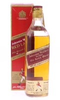 Lote 428 - WHISKY JOHNNIE WALKER - Garrafa de Whisky, Red Label, Old Scotch Whisky, John Walker and Sons, Escócia, (750ml - 40%vol.). Nota: apresenta alguma perda. Em caixa de cartão original. Garrafa dos anos 1980s