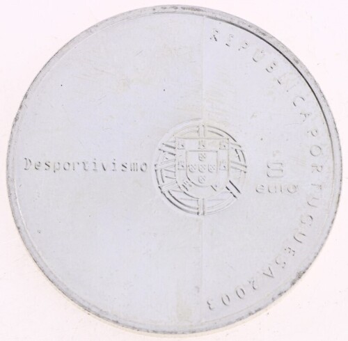 Lote 145 - PORTUGAL, MOEDA DE 8 EUROS EM PRATA 500, ANO 2003 - Moeda da República Portuguesa de 2003, "Futebol é Desportivismo". Peso indicativo: 21 g. Dim: 36 mm (diâmetro). Nota: sem classificação atribuída pela Oportunity Leilões, cabe ao licitante atr