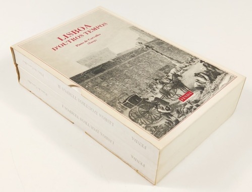 Lote 59 - LISBOA D'OUTROS TEMPOS: I. FIGURAS E CENAS ANTIGAS; II. OS CAFÉS. 2 VOLS - Pinto de Carvalho (Tinop); revisão e actualização ortográfica: Álvaro Ferreira Antunes, Lisboa, Fenda, 1991. 2 vols, obra completa. Encadernações editoriais em brochura a