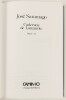 Lote 61 - 1ª EDIÇÃO: CADERNO DE LANZAROTE. DIÁRIO - II - José Saramago, Lisboa, Editorial Caminho, 1995. 1ª edição. Encadernação editorial em brochura, conservando a respectiva sobrecapa de protecção. Foto de Sebastião Salgado. Nota: miolo limpíssimo, exe - 2