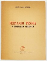 Lote 136 - 1ª EDIÇÃO: FERNANDO PESSOA, O INSINCERO VERÍDICO - Adolfo Casais Monteiro; intróito de Eduardo Lourenço, Lisboa, Editorial Inquérito, 1954. Em brochura. Raríssima 1ª edição. Nota: marginais vestígios de acidez na contra-capa; miolo em muito bom