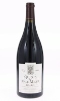 Lote 4 - QUINTA DO VALE MEÃO 2011 MAGNUM - Garrafa Magnum de Vinho Tinto, Douro DOC 2011, F. Olazabal & Filhos, Via Nova de Foz Côa, (1500ml - 14,5%vol.). Nota: garrafa idêntica à venda por € 1.455. Consultar valor indicativo em https://www.garrafeiracamp