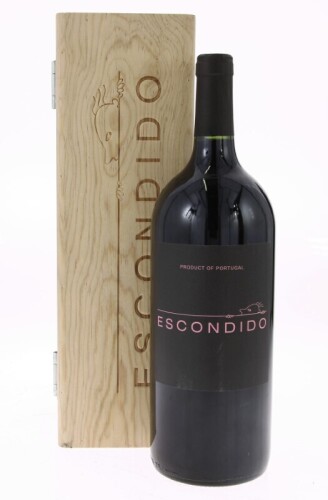 Lote 22 - ESCONDIDO 2012 MAGNUM - Garrafa Magnum de Vinho Tinto, Vinho Regional Lisboa 2012, Quinta do Gradil, Vilar, Cadaval, (1500ml - 13%vol.). Nota: garrafa idêntica à venda por € 200. Em caixa de madeira original. Consultar valor indicativo em https: