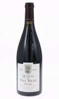 Lote 172 - QUINTA DO VALE MEÃO 2019 - Garrafa de Vinho Tinto, Douro DOC 2019, F. Olazabal & Filhos, Vila Nova de Foz Côa, (750ml - 14%vol.). Nota: garrafa idêntica à venda por € 269. Consultar valor indicativo em https://www.garrafeiranacional.com/2019-qu