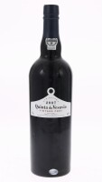 Lote 226 - PORTO QUINTA DO VESUVIO VINTAGE 2007 - Garrafa de Vinho do Porto, Vintage 2007, Engarrafado em 2009, Soc. Agrícola da Quinta do Vesuvio, Foz Côa, Alto Douro, (750ml - 20%vol.). Nota: garrafa idêntica à venda por € 102. Consultar valor indicativ