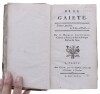 Lote 105 - "DE LA GAIETÉ", LIVRO - por Marquis Caraccioli, de 1767, encadernação de capa dura, em francês. Nota: com sinais de uso e armazenamento - 2