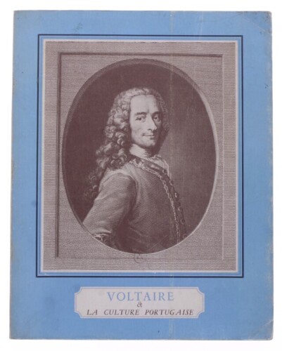 Lote 141 - "VOLTAIRE ET LA CULTURE PORTUGAISE", CATÁLOGO - de 1969, edição Fundação Calouste Gulbenkian, capa dura, ilustrado. Nota: com sinais de armazenamento