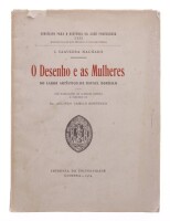 Lote 276 - "O DESENHO E AS MULHERES, NO LABOR ARTÍSTICO DE RAFAEL BORDALO", LIVRO - por J. Saavedra Machado, de 1934, edição Impressa da Universidade Coimbra, capa brochura, ilustrado Nota: com sinais de uso e armazenamento