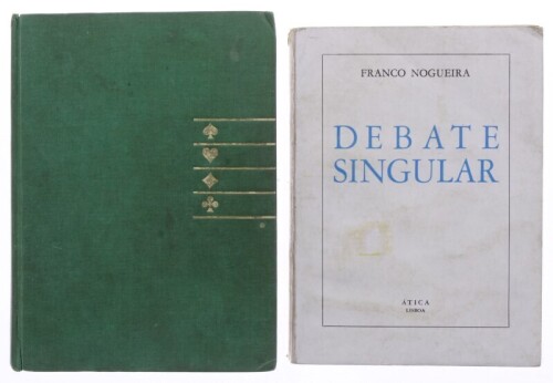 Lote 376 - CONJUNTO DE 2 LIVROS - Conjunto composto pelos seguintes títulos "Debate Singular" de Franco Nogueira, de 1970, edição Ática, capa brochura e "Bridge Facile - les enchères naturelles et le jeu de la carte", de José Le Dentu, de 1970, edição Fay