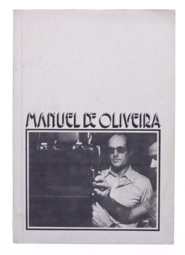 Lote 400 - "MANUEL DE OLIVEIRA ", LIVRO - por vários autores, edição manuscrita à máquina, capa brochura. Nota: com sinais de uso e armazenamento