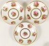 Lote 7 - PARTE DE SERVIÇO DE PORCELANA SPODE MODELO 2812 DE 1820 - conjunto de 37 peças de porcelana pioneiras da mítica fábrica inglesa Spode, pintadas à mão com decoração a dourado e em policromia, marcadas na base Spode 2812, datáveis de 1820, composto - 3