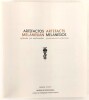 Lote 11 - ARTEFACTOS MELANÉSIOS. REFLEXÕES PÓS-MODERNISTAS. CATÁLOGO DA EXPOSIÇÃO - AAVV, Lisboa, Museu de Etnologia; IICT, 1988. Álbum ricamente documentado e ilustrado. Acondicionado em caixa arquivadora. Texto em formato bilingue: português/inglês. Ópt - 2