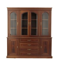 Lote 7 - ARMÁRIO DE 2 CORPOS - Corpo inferior com 2 porta se 4 gavetas e corpo superior com 4 portas de vidro. Interior com prateleiras. Ferragens em metal. Dim: 205x185x48 cm