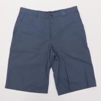 Lote 15 - AMARRAS, CALÇÕES DE HOMEM - Modelo clássico em tecido azul 100% algodão, com fecho e bolsos. Tamanho 44. Nota: sem uso, com etiqueta