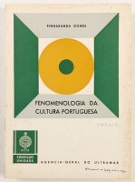 Lote 83 - FENOMENOLOGIA DA CULTURA PORTUGUESA. ENSAIO - Pinharanda Gomes, Lisboa, Agência-Geral do Ultramar, 1970. Raro. Encadernação editorial em brochura. Exemplar ainda por abrir. Nota: assinatura de posse; picos de acidez; miolo muito estimado, nunca 