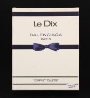 Lote 251 - LE DIX BALENCIAGA PARIS, COFFRET DE TOILETTE - Composto de Eau de Toilllete Vaporisateur de 50 ml e sabonete. Nota em caixa original