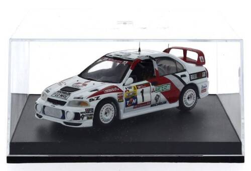 Lote 57 - Miniatura automóvel Mitsubishi Lancer. Dim: 10 cm.