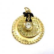 Lote 8 - Medalha em metal dourado com pedra fina, com 2 cm de diâmetro e medalha em metal dourado com 3,3 cm de diâmetro, usadas