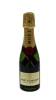 Lote 1962 - Garrafa de Champagne, Moet & Chandon, Brut Impérial, (12% vol. - 200 ml). Nota: Garrafa idêntica à venda em sites da especialidade com P.V.P. de 15,80 € - http://www.garrafeiranacional.com/moet-chandon-brut-imperial-0-20cl.html.